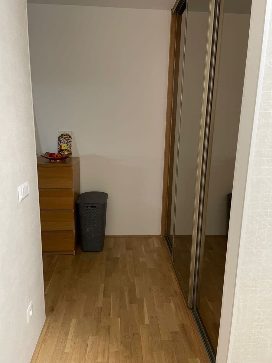 Predaj bytu 2-izbový 47 m², Kostomlatská, Praha, Praha Predaj bytu 2-izbový 47 m², Kostomlatská, Praha, Praha