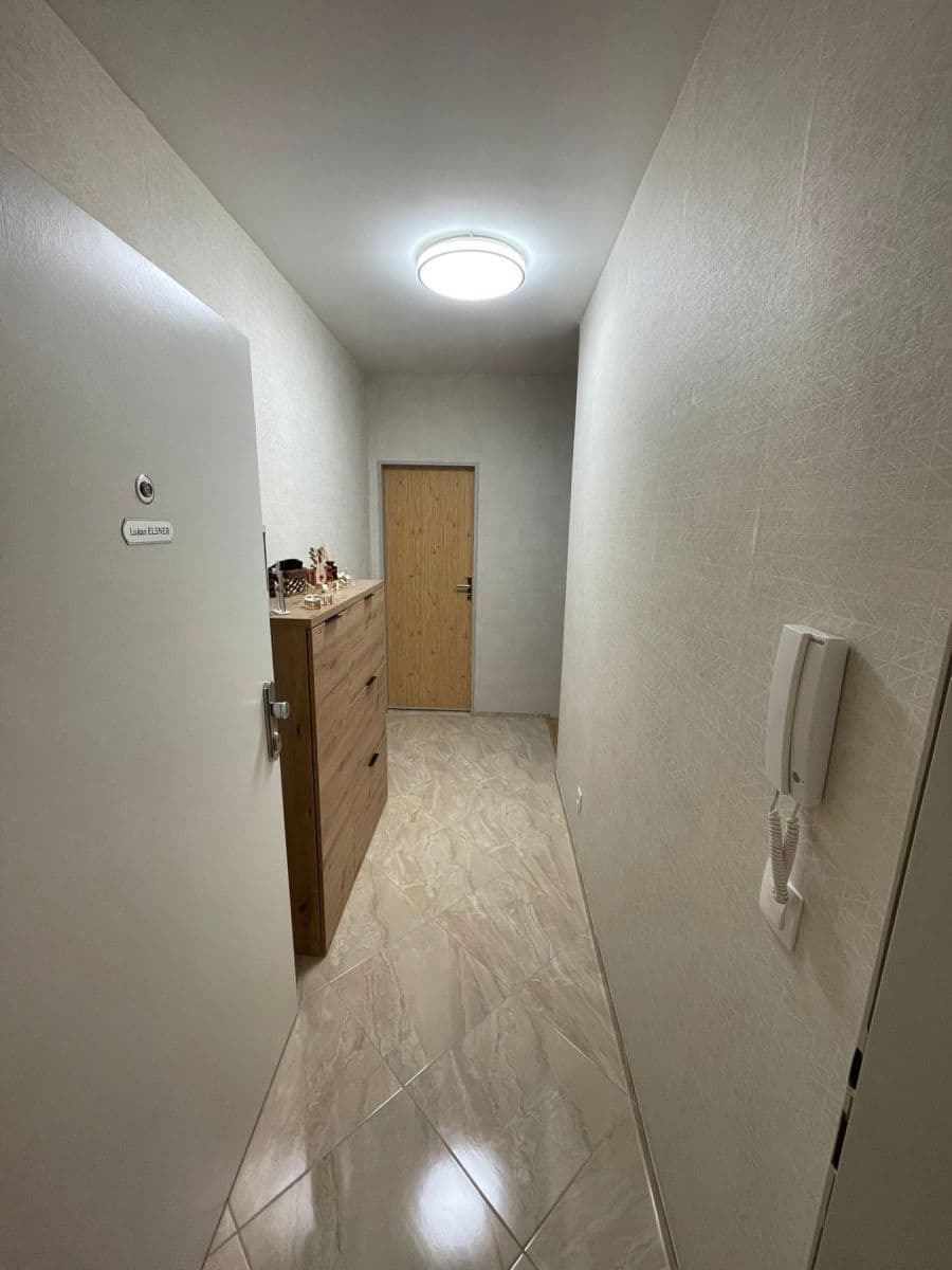 Predaj bytu 2-izbový 47 m², Kostomlatská, Praha, Praha Predaj bytu 2-izbový 47 m², Kostomlatská, Praha, Praha