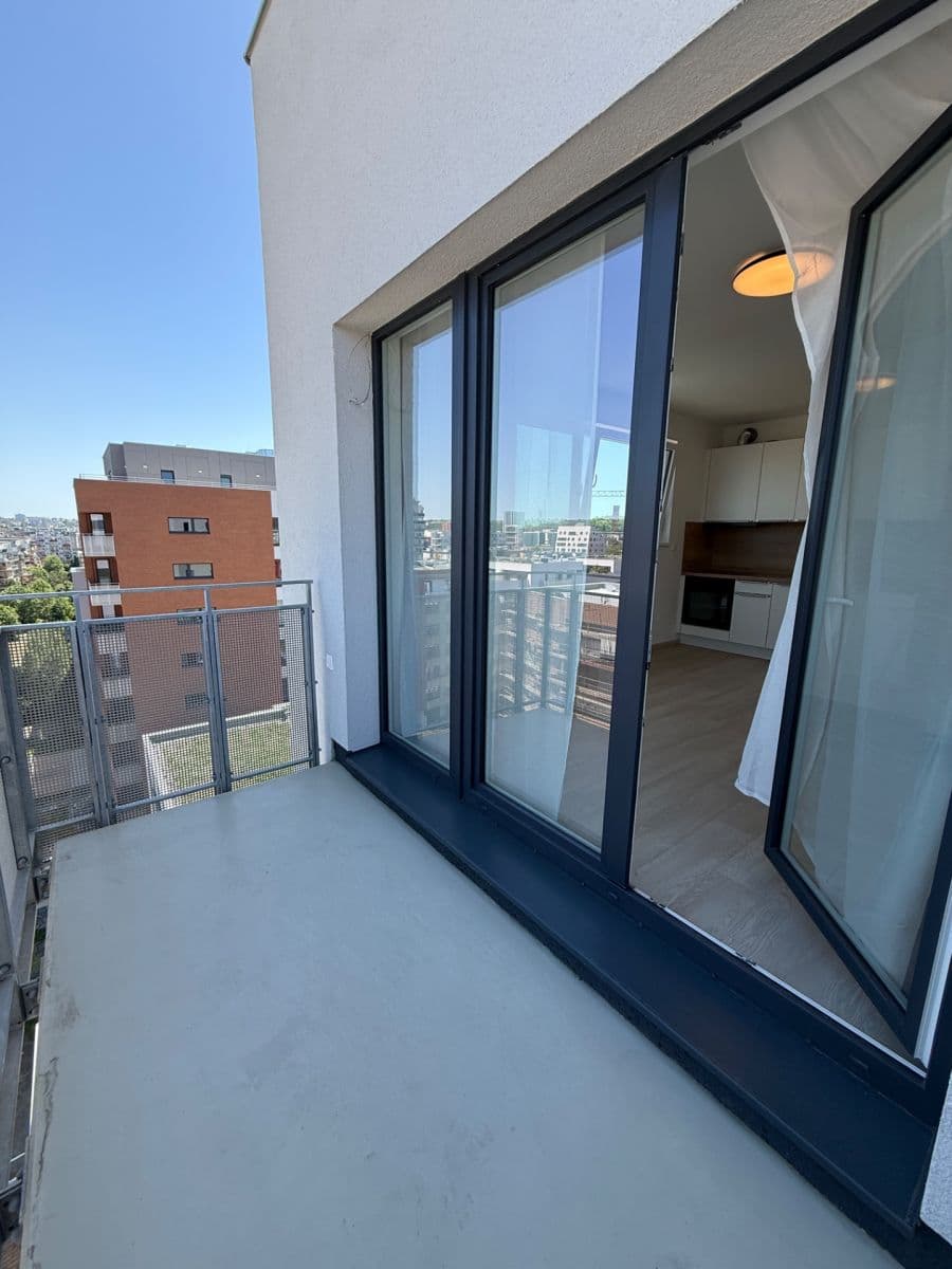 Prenájom bytu 1-izbový 33 m², Poděbradská, Praha, Praha Prenájom bytu 1-izbový 33 m², Poděbradská, Praha, Praha
