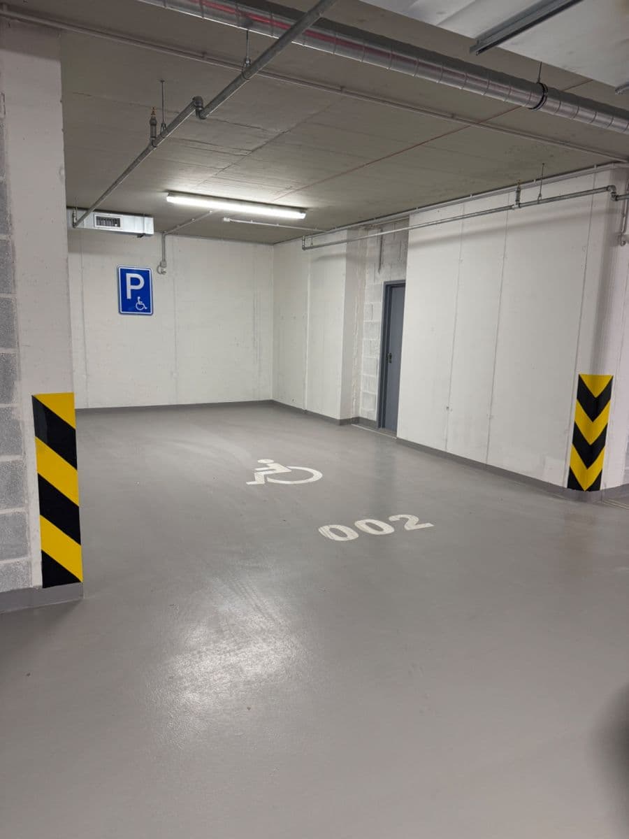 Prenájom bytu 1-izbový 33 m², Poděbradská, Praha, Praha Prenájom bytu 1-izbový 33 m², Poděbradská, Praha, Praha