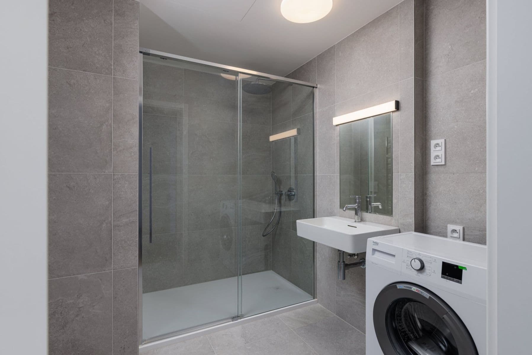 Prenájom bytu 1-izbový 37 m², Hábova, Praha, Praha Prenájom bytu 1-izbový 37 m², Hábova, Praha, Praha