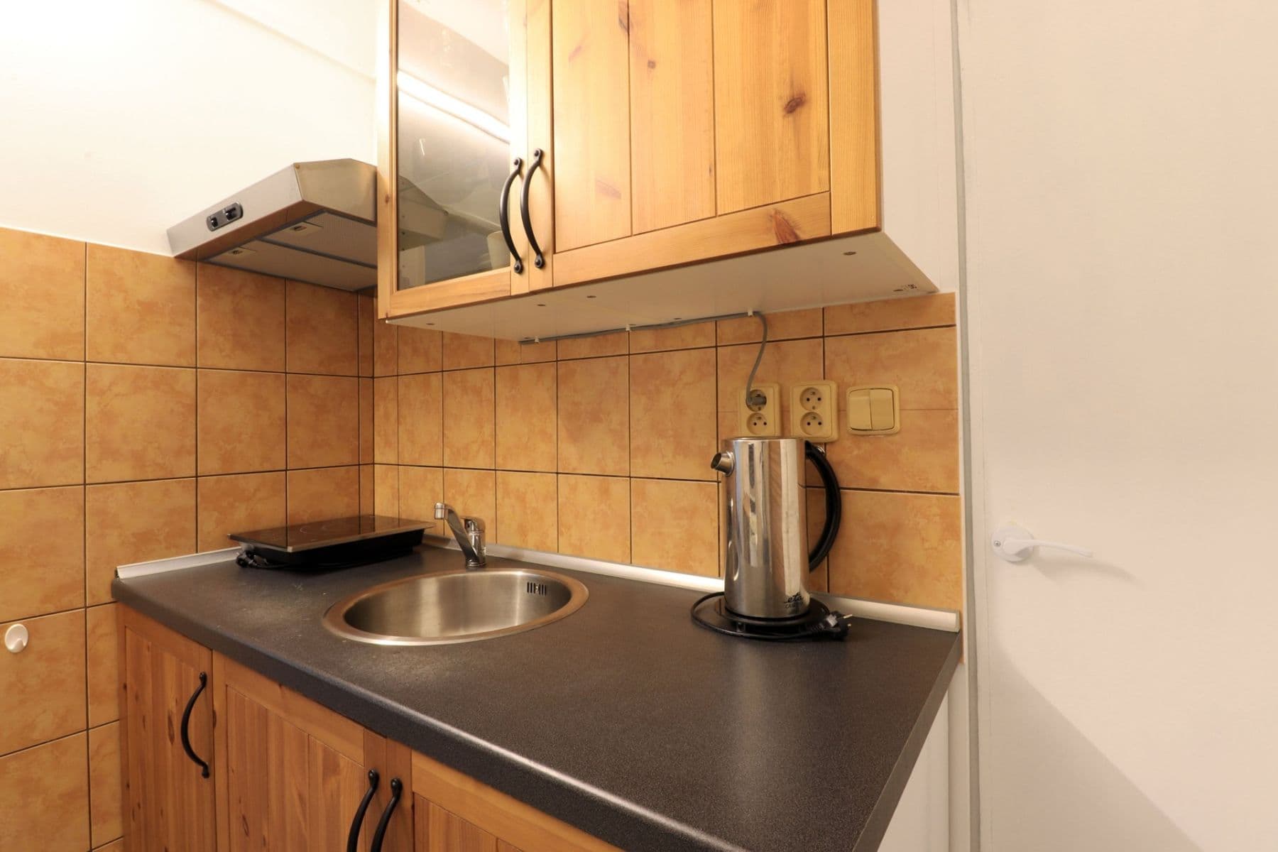 Prenájom bytu 1-izbový 34 m², Písnická, Praha, Praha Prenájom bytu 1-izbový 34 m², Písnická, Praha, Praha