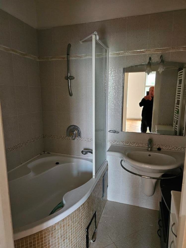 Prenájom bytu 3-izbový 1 m², Polívkova, Olomouc, Olomoucký kraj Prenájom bytu 3-izbový 1 m², Polívkova, Olomouc, Olomoucký kraj