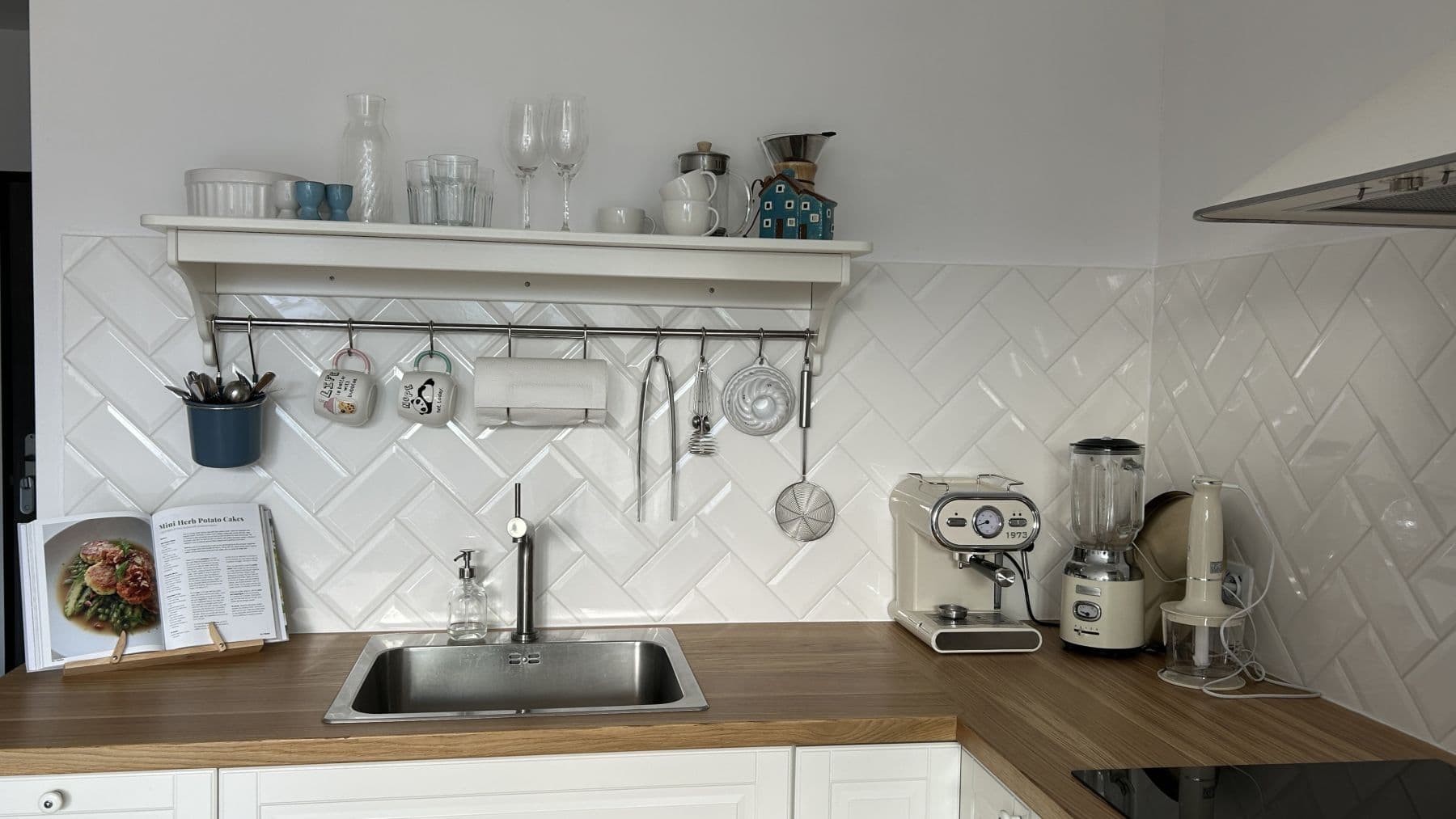 Prenájom bytu 25 m², Púpavová, Liptovský Mikuláš, Žilinský kraj Prenájom bytu 25 m², Púpavová, Liptovský Mikuláš, Žilinský kraj