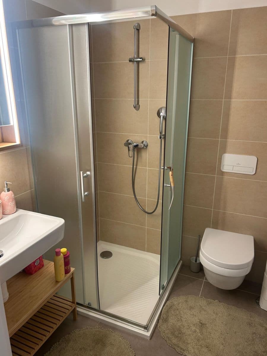 Prenájom bytu 25 m², Púpavová, Liptovský Mikuláš, Žilinský kraj Prenájom bytu 25 m², Púpavová, Liptovský Mikuláš, Žilinský kraj