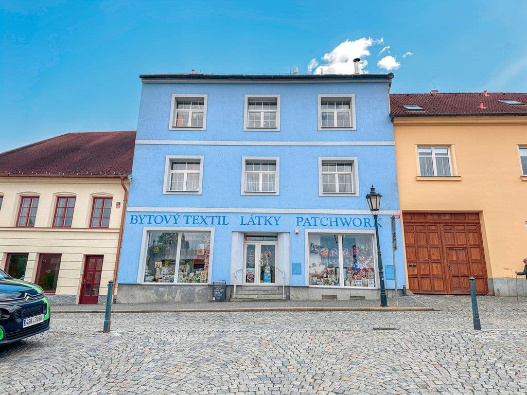 Prenájom bytu 1-izbový 65 m², Žižkovo náměstí, Vlašim, Středočeský kraj Prenájom bytu 1-izbový 65 m², Žižkovo náměstí, Vlašim, Středočeský kraj