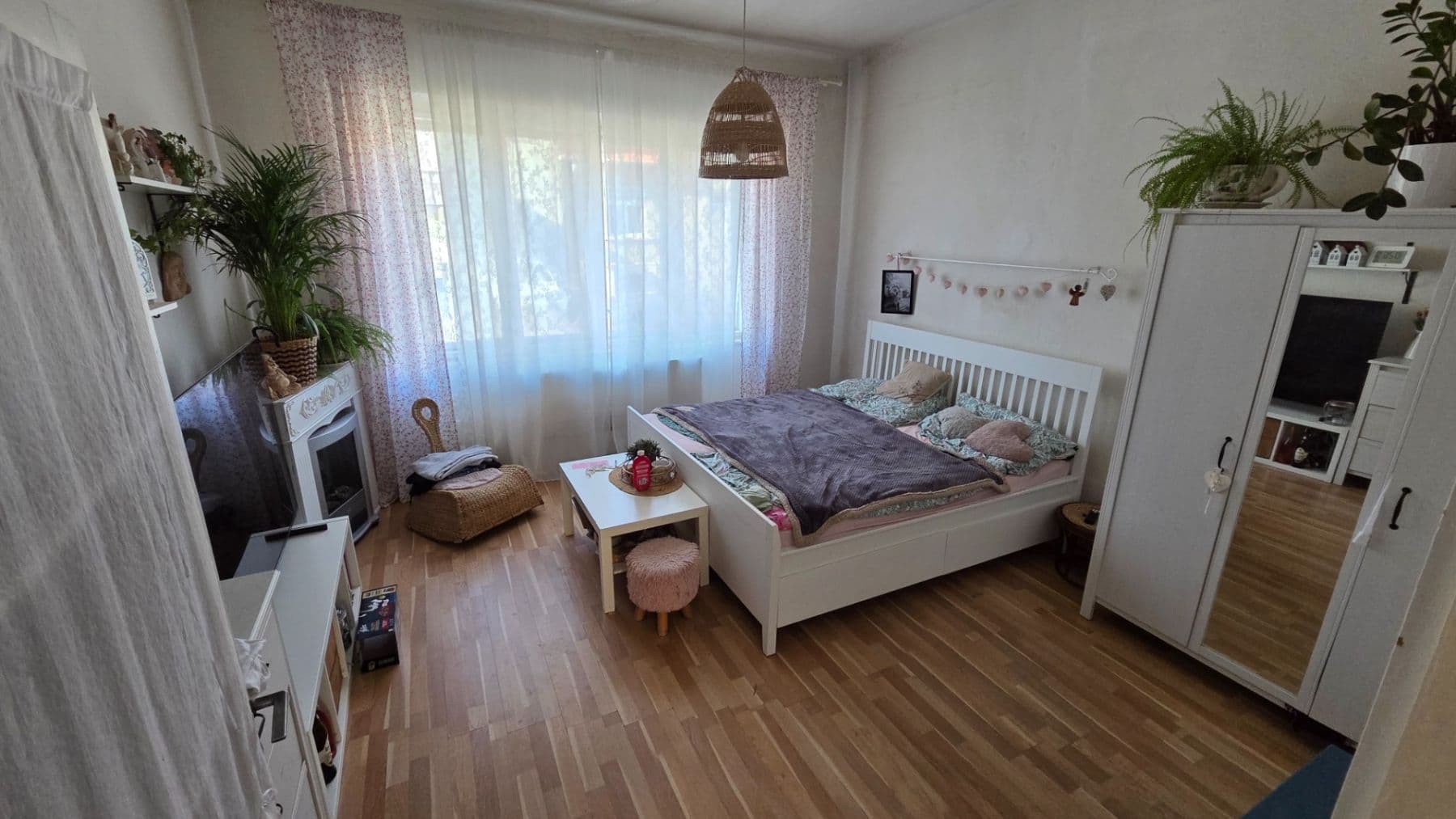 Prenájom bytu 3-izbový 89 m², Votroubkova, Brno, Jihomoravský kraj Prenájom bytu 3-izbový 89 m², Votroubkova, Brno, Jihomoravský kraj