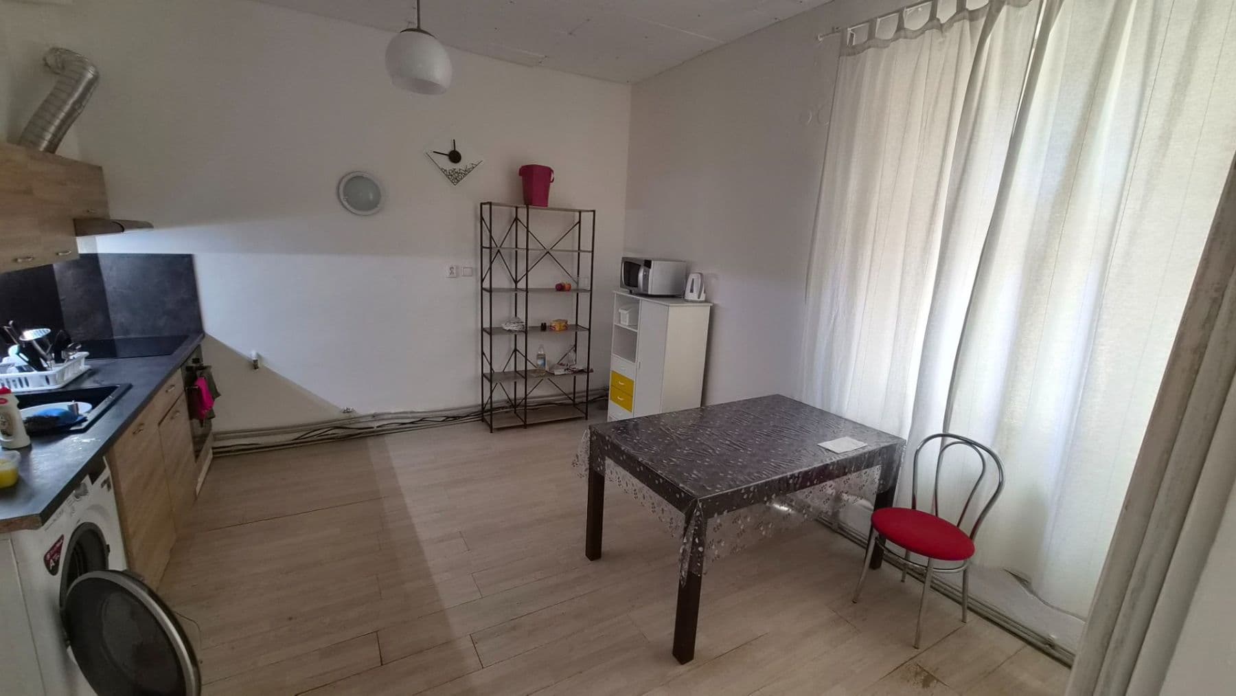 Prenájom bytu 3-izbový 89 m², Votroubkova, Brno, Jihomoravský kraj Prenájom bytu 3-izbový 89 m², Votroubkova, Brno, Jihomoravský kraj