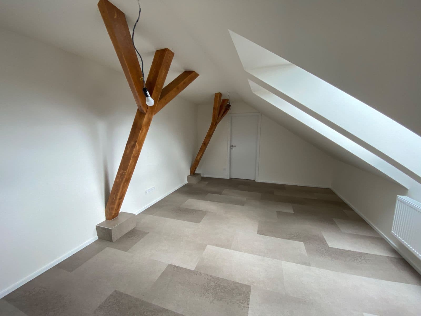 Prenájom bytu 3-izbový 100 m², Bohutín, Středočeský kraj Prenájom bytu 3-izbový 100 m², Bohutín, Středočeský kraj