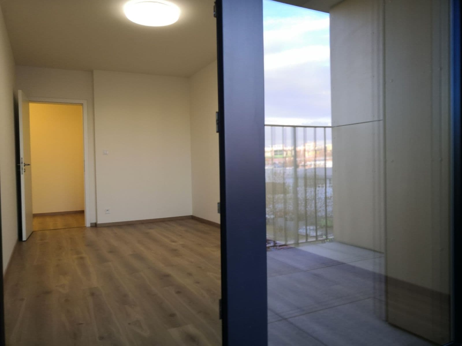 Prenájom bytu 2-izbový 71 m², U Červeného mlýna, Brno, Jihomoravský kraj Prenájom bytu 2-izbový 71 m², U Červeného mlýna, Brno, Jihomoravský kraj