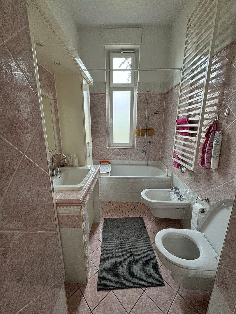 Predaj bytu 6-izbový 159 m², Birsteiner Straße, Frankfurt am Main, Hesensko Predaj bytu 6-izbový 159 m², Birsteiner Straße, Frankfurt am Main, Hesensko