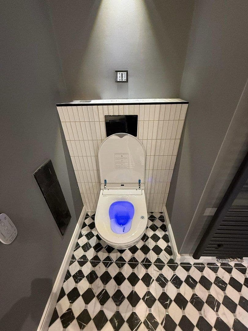 Prenájom bytu 3-izbový 80 m², Holtenauer Straße 213, Kiel, Šlezvicko-Holštajnsko Prenájom bytu 3-izbový 80 m², Holtenauer Straße 213, Kiel, Šlezvicko-Holštajnsko