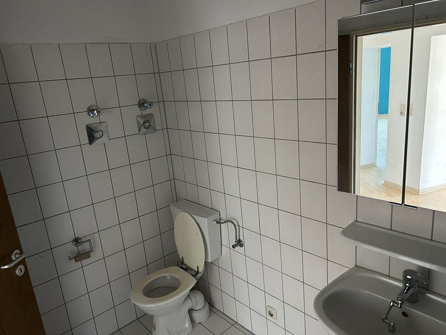 Prenájom bytu 3-izbový 111 m², Breitscheidstr. 7, Kassel, Hesensko Prenájom bytu 3-izbový 111 m², Breitscheidstr. 7, Kassel, Hesensko