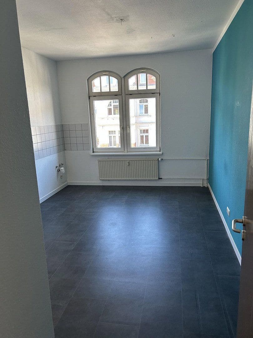 Prenájom bytu 3-izbový 111 m², Breitscheidstr. 7, Kassel, Hesensko Prenájom bytu 3-izbový 111 m², Breitscheidstr. 7, Kassel, Hesensko