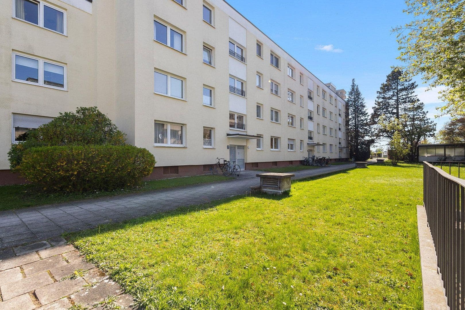 Predaj bytu 4-izbový 64 m², Gabriele-Münter-Straße 00, München, Bavorsko Predaj bytu 4-izbový 64 m², Gabriele-Münter-Straße 00, München, Bavorsko