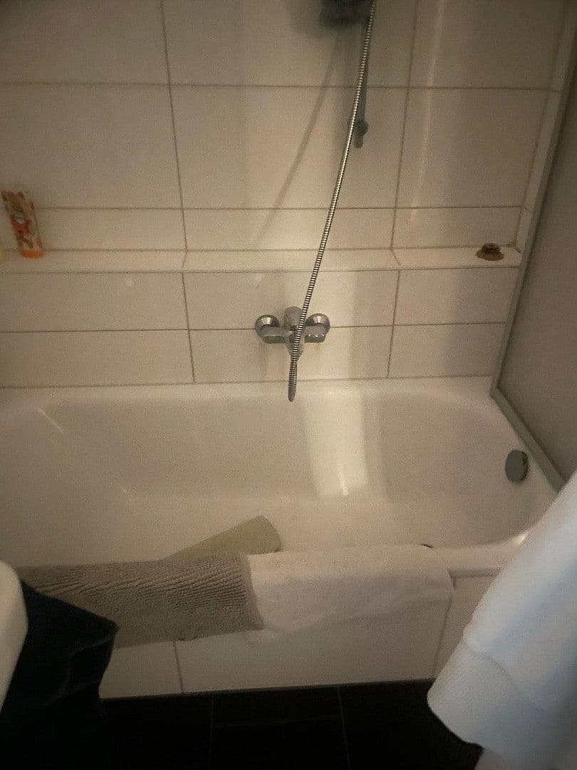Prenájom bytu 2-izbový 69 m², Unterhaching, Bavorsko Prenájom bytu 2-izbový 69 m², Unterhaching, Bavorsko