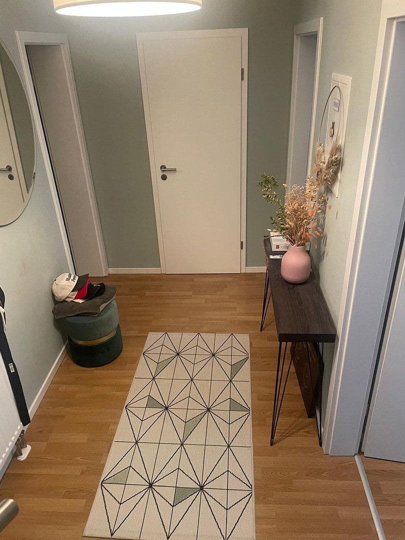 Prenájom bytu 2-izbový 69 m², Unterhaching, Bavorsko Prenájom bytu 2-izbový 69 m², Unterhaching, Bavorsko