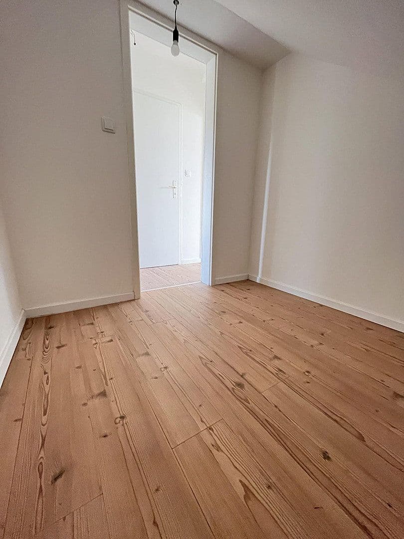Prenájom bytu 1-izbový 30 m², Elze, Dolné Sasko Prenájom bytu 1-izbový 30 m², Elze, Dolné Sasko