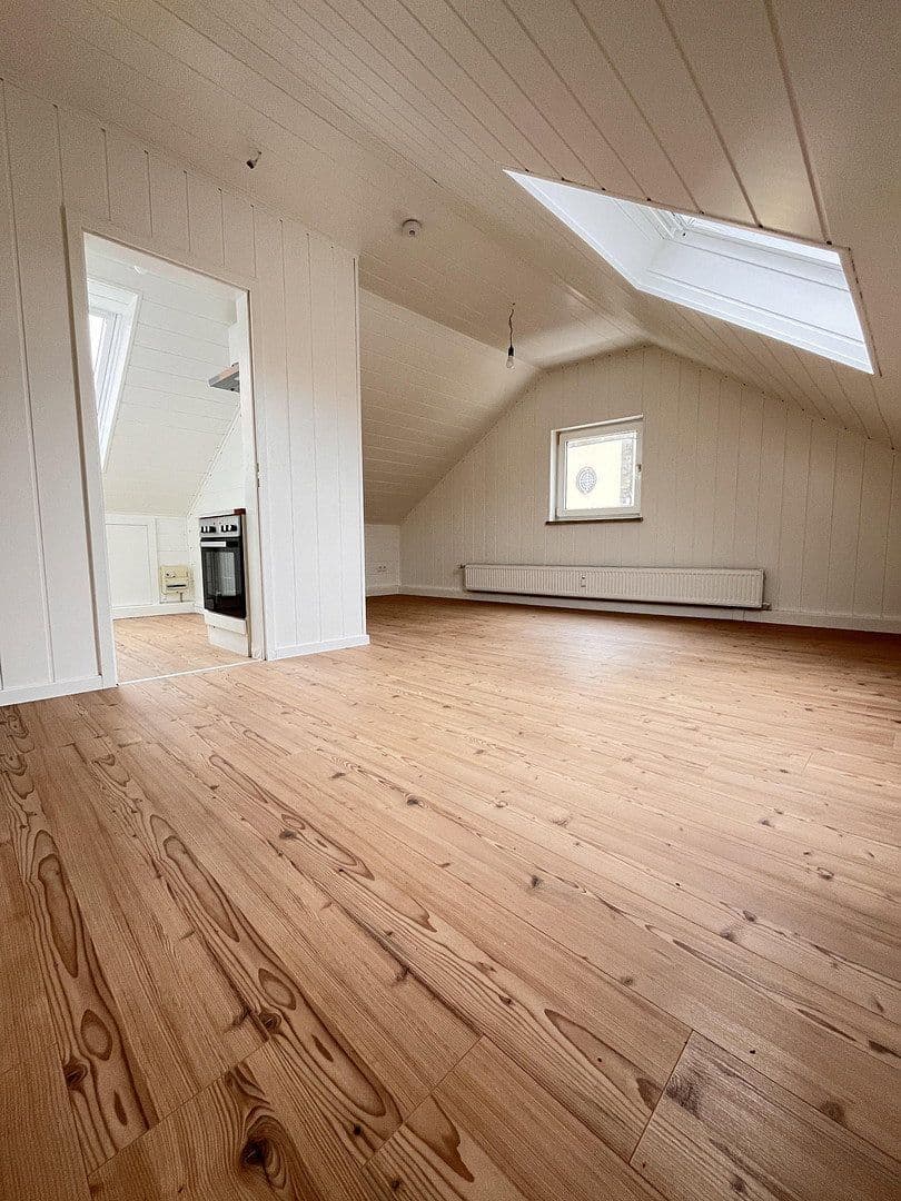 Prenájom bytu 1-izbový 30 m², Elze, Dolné Sasko Prenájom bytu 1-izbový 30 m², Elze, Dolné Sasko