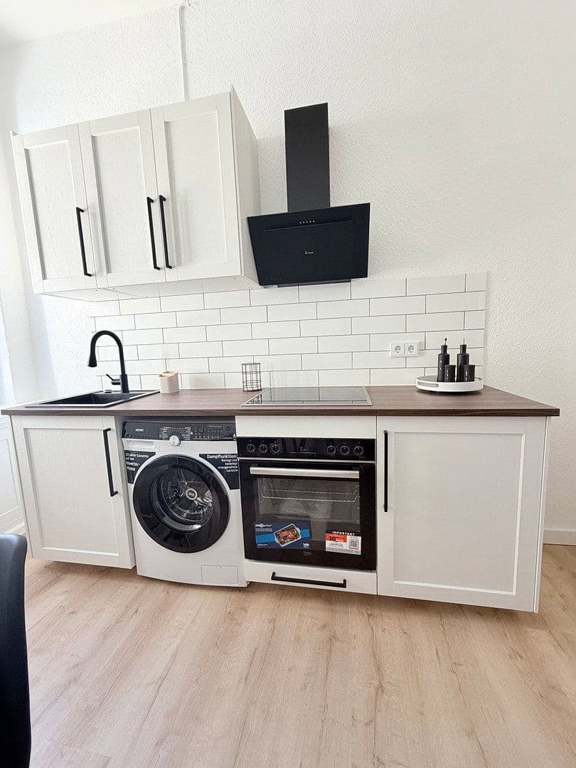 Prenájom bytu 1-izbový 50 m², Mindener Straße 3, Berlin, Berlín Prenájom bytu 1-izbový 50 m², Mindener Straße 3, Berlin, Berlín