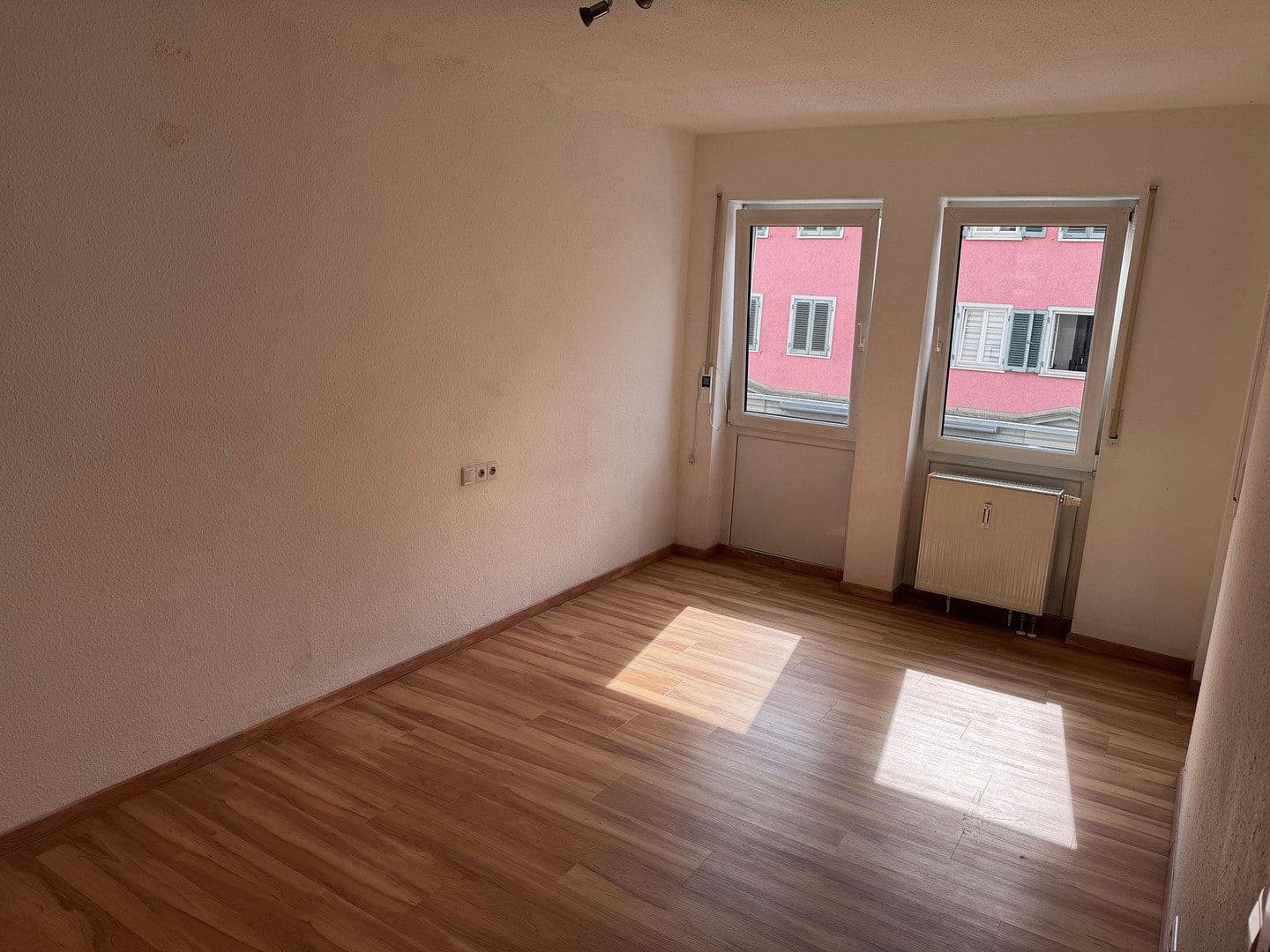 Prenájom bytu 2-izbový 61 m², Untere Hauptstraße 3, Tuttlingen, Bádensko-Wurttembersko Prenájom bytu 2-izbový 61 m², Untere Hauptstraße 3, Tuttlingen, Bádensko-Wurttembersko