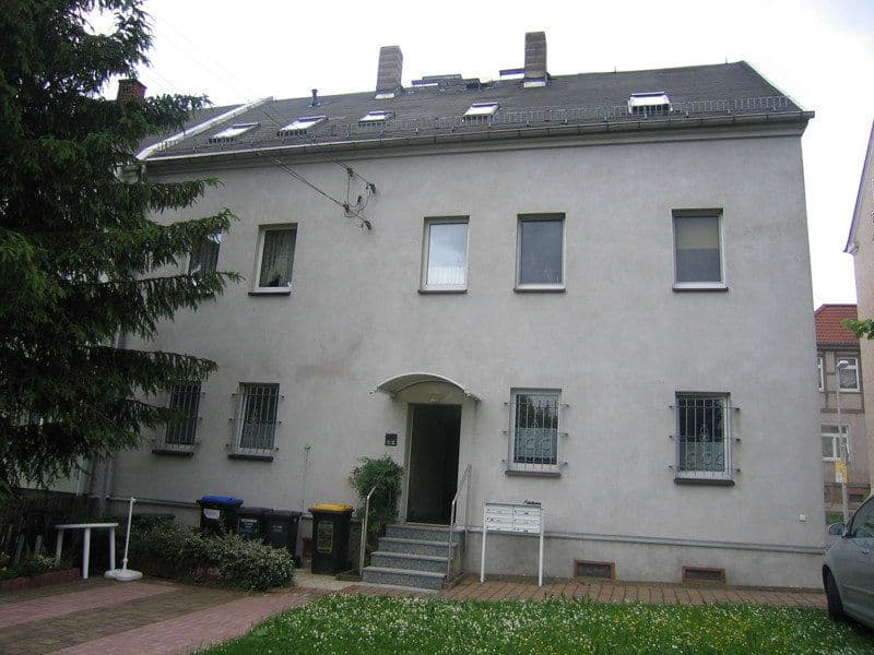 Predaj domu 248 m², pozemek 330 m², Freiheitsstr.99, Zwickau, Sasko Predaj domu 248 m², pozemek 330 m², Freiheitsstr.99, Zwickau, Sasko