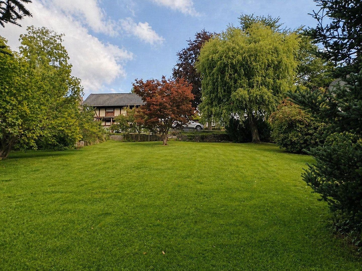Predaj domu 180 m², pozemek 2.380 m², Bad Berleburg, Severné Porýnie - Westfálsko Predaj domu 180 m², pozemek 2.380 m², Bad Berleburg, Severné Porýnie - Westfálsko
