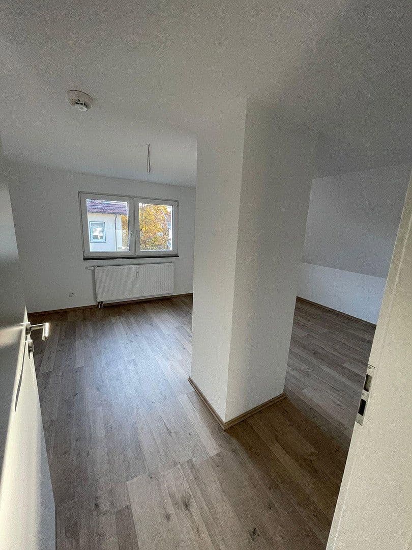 Prenájom bytu 3-izbový 74 m², Friedrichstraße 24/1, Villingen-Schwenningen, Bádensko-Wurttembersko Prenájom bytu 3-izbový 74 m², Friedrichstraße 24/1, Villingen-Schwenningen, Bádensko-Wurttembersko
