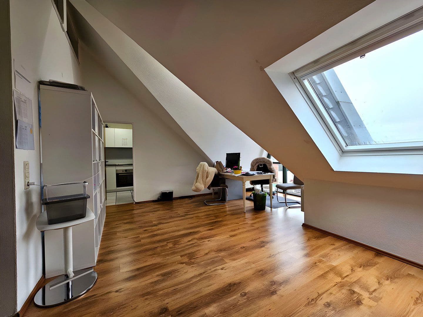 Prenájom bytu 3-izbový 92 m², Amtsgericht Langenfeld 15, Langenfeld (Rheinland), Severné Porýnie - Westfálsko Prenájom bytu 3-izbový 92 m², Amtsgericht Langenfeld 15, Langenfeld (Rheinland), Severné Porýnie - Westfálsko