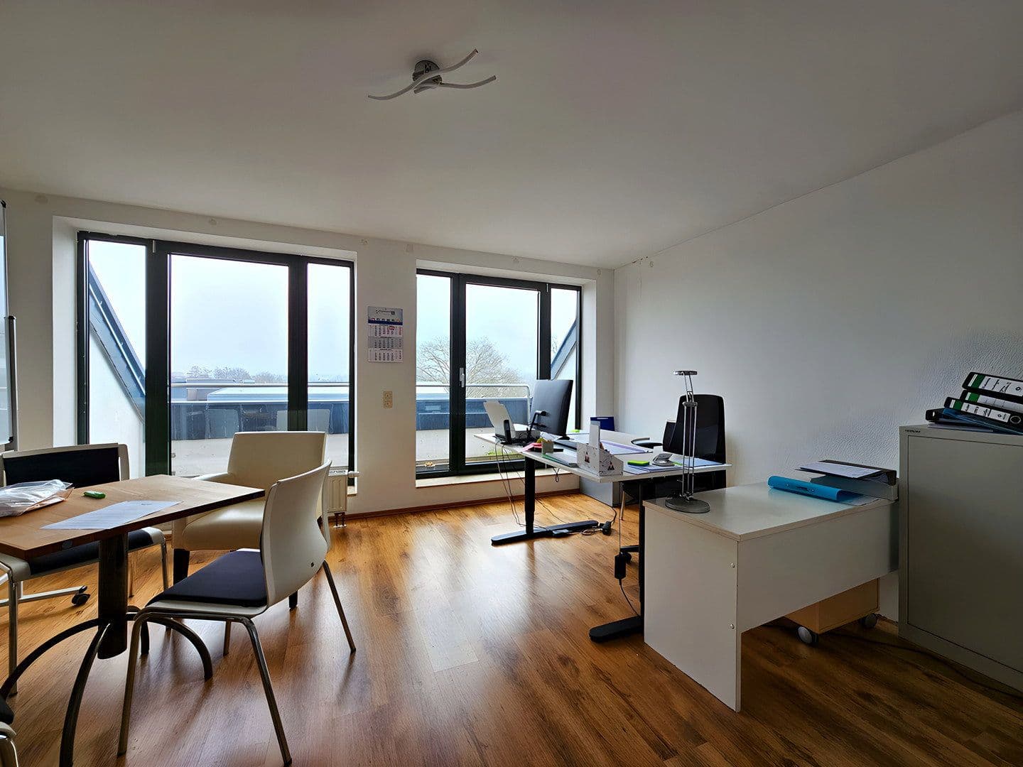 Prenájom bytu 3-izbový 92 m², Amtsgericht Langenfeld 15, Langenfeld (Rheinland), Severné Porýnie - Westfálsko Prenájom bytu 3-izbový 92 m², Amtsgericht Langenfeld 15, Langenfeld (Rheinland), Severné Porýnie - Westfálsko