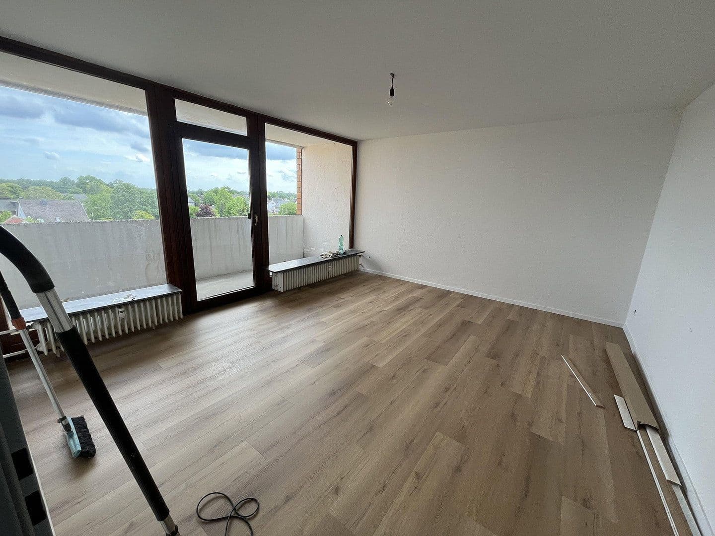 Prenájom bytu 3-izbový 75 m², Versmold, Severné Porýnie - Westfálsko Prenájom bytu 3-izbový 75 m², Versmold, Severné Porýnie - Westfálsko