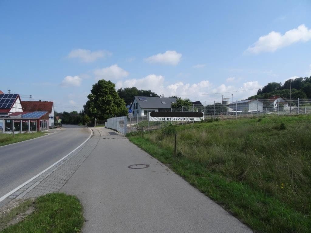 Predaj pozemku 2.093 m², Am Gansreis, Neuburg an der Kammel, Bavorsko Predaj pozemku 2.093 m², Am Gansreis, Neuburg an der Kammel, Bavorsko