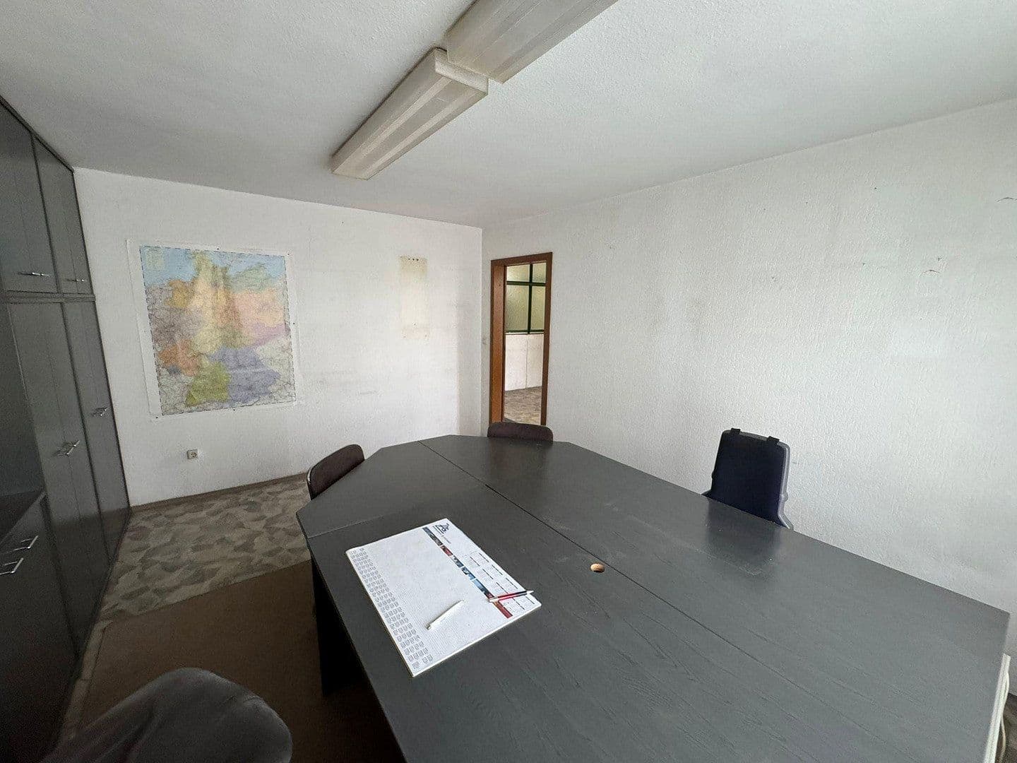 Prenájom nebytového priestoru 750 m², Solingen, Severné Porýnie - Westfálsko Prenájom nebytového priestoru 750 m², Solingen, Severné Porýnie - Westfálsko