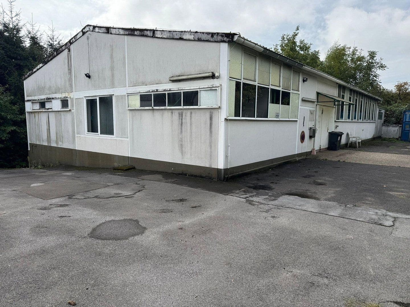Prenájom nebytového priestoru 750 m², Solingen, Severné Porýnie - Westfálsko Prenájom nebytového priestoru 750 m², Solingen, Severné Porýnie - Westfálsko