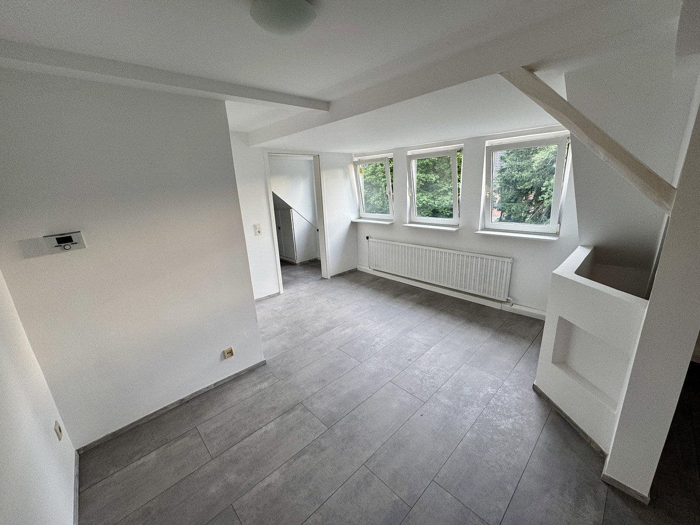 Prenájom bytu 3-izbový 79 m², Wuppertal Cronenberg, Severné Porýnie - Westfálsko Prenájom bytu 3-izbový 79 m², Wuppertal Cronenberg, Severné Porýnie - Westfálsko
