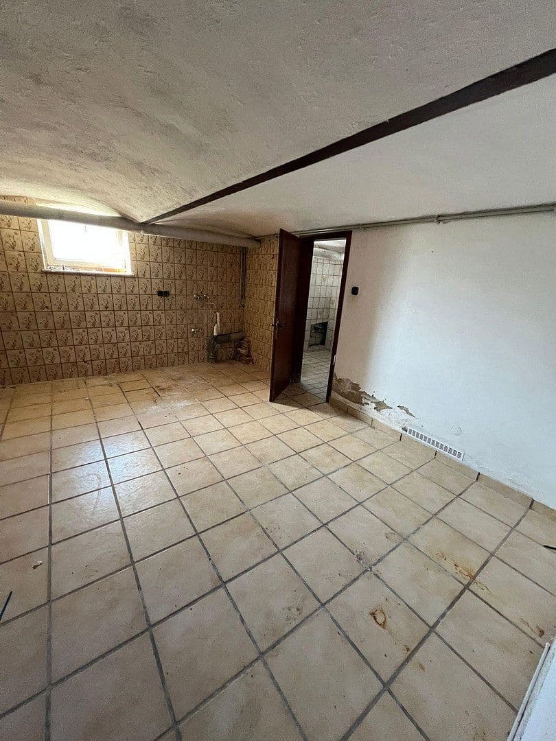 Prenájom bytu 6-izbový 168 m², Ziegeleiweg 1, Obernkirchen, Dolné Sasko Prenájom bytu 6-izbový 168 m², Ziegeleiweg 1, Obernkirchen, Dolné Sasko