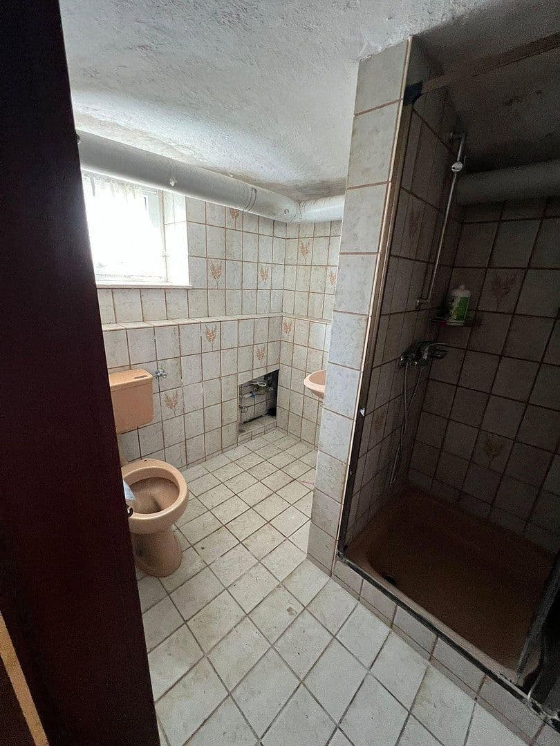 Prenájom bytu 6-izbový 168 m², Ziegeleiweg 1, Obernkirchen, Dolné Sasko Prenájom bytu 6-izbový 168 m², Ziegeleiweg 1, Obernkirchen, Dolné Sasko