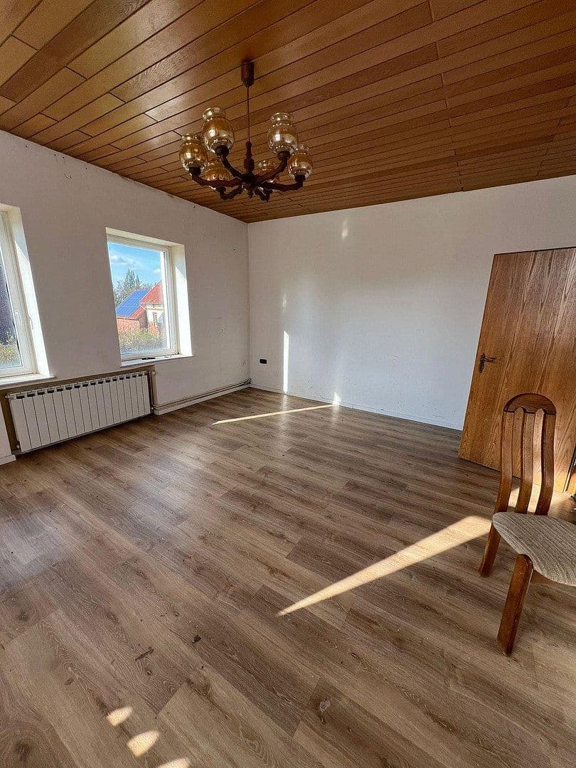 Prenájom bytu 6-izbový 168 m², Ziegeleiweg 1, Obernkirchen, Dolné Sasko Prenájom bytu 6-izbový 168 m², Ziegeleiweg 1, Obernkirchen, Dolné Sasko