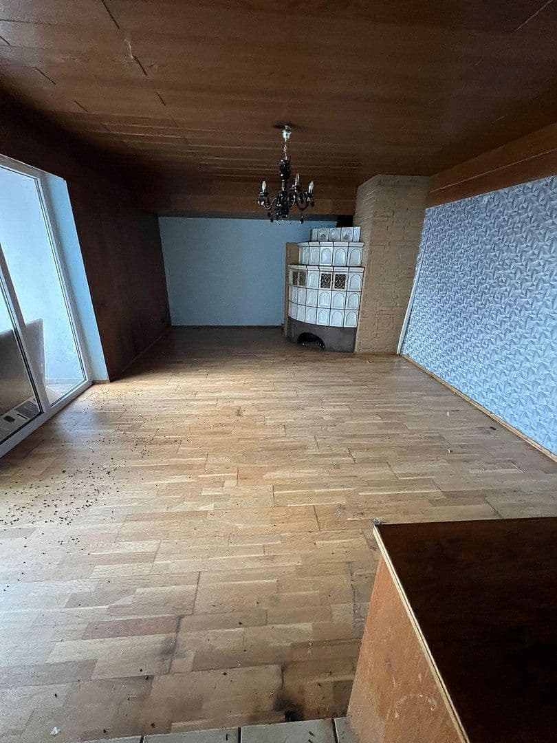 Prenájom bytu 6-izbový 168 m², Ziegeleiweg 1, Obernkirchen, Dolné Sasko Prenájom bytu 6-izbový 168 m², Ziegeleiweg 1, Obernkirchen, Dolné Sasko