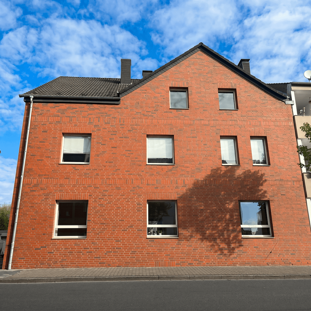Prenájom bytu 4-izbový 108 m², Niederstraße 9, Recklinghausen, Severné Porýnie - Westfálsko Prenájom bytu 4-izbový 108 m², Niederstraße 9, Recklinghausen, Severné Porýnie - Westfálsko