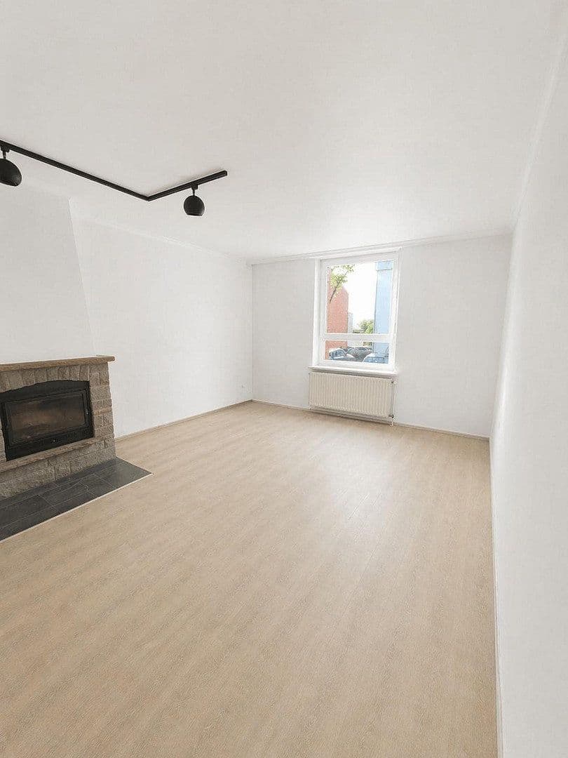 Prenájom bytu 4-izbový 108 m², Niederstraße 9, Recklinghausen, Severné Porýnie - Westfálsko Prenájom bytu 4-izbový 108 m², Niederstraße 9, Recklinghausen, Severné Porýnie - Westfálsko