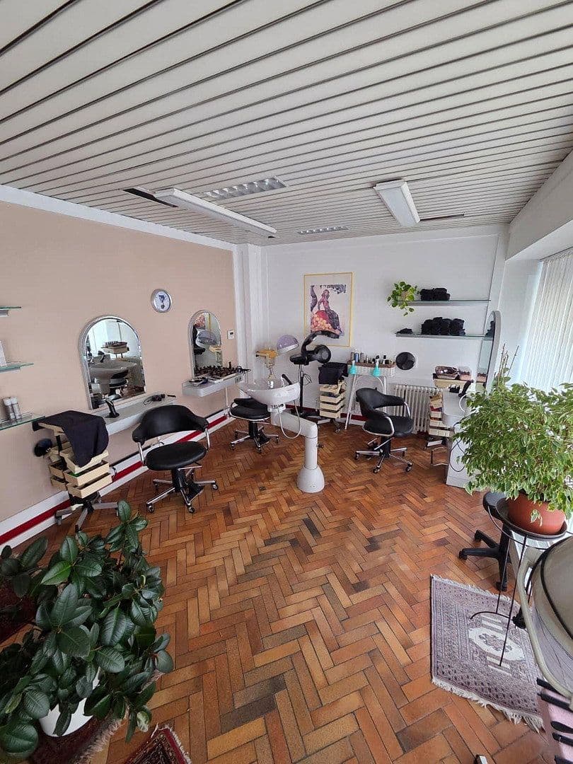 Prenájom kancelárie 43 m², Oberndorferstraße 23, Schramberg, Bádensko-Wurttembersko Prenájom kancelárie 43 m², Oberndorferstraße 23, Schramberg, Bádensko-Wurttembersko