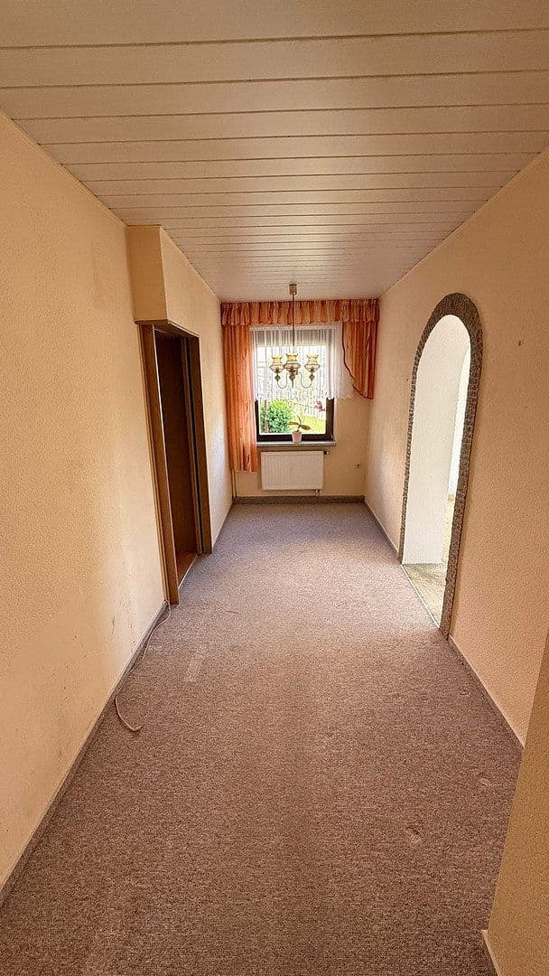 Predaj domu 90 m², pozemek 399 m², Burgstraße 8 08228, Rodewisch, Sasko Predaj domu 90 m², pozemek 399 m², Burgstraße 8 08228, Rodewisch, Sasko