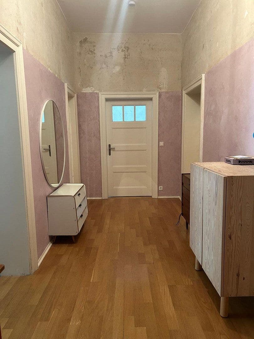 Prenájom bytu 3-izbový 84 m², Hannover, Dolné Sasko Prenájom bytu 3-izbový 84 m², Hannover, Dolné Sasko