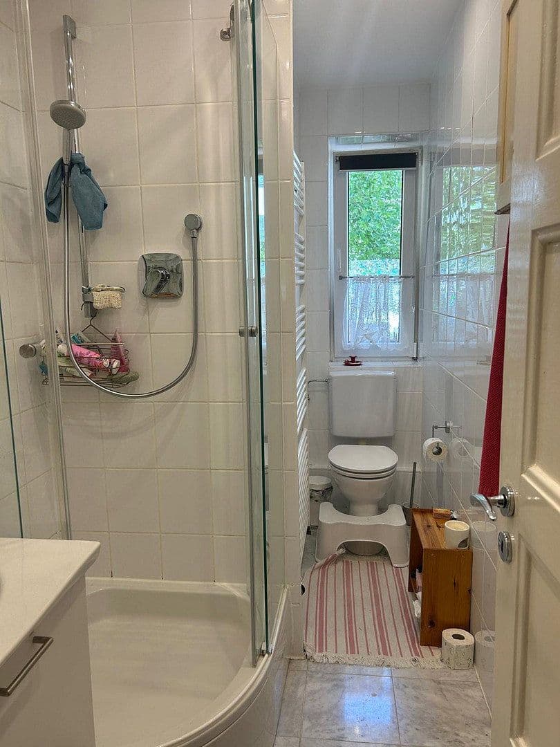 Prenájom bytu 3-izbový 84 m², Hannover, Dolné Sasko Prenájom bytu 3-izbový 84 m², Hannover, Dolné Sasko