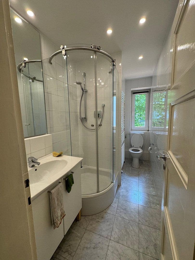 Prenájom bytu 3-izbový 84 m², Hannover, Dolné Sasko Prenájom bytu 3-izbový 84 m², Hannover, Dolné Sasko