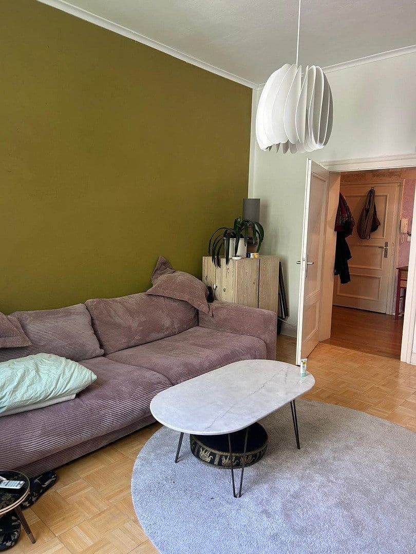 Prenájom bytu 3-izbový 84 m², Hannover, Dolné Sasko Prenájom bytu 3-izbový 84 m², Hannover, Dolné Sasko