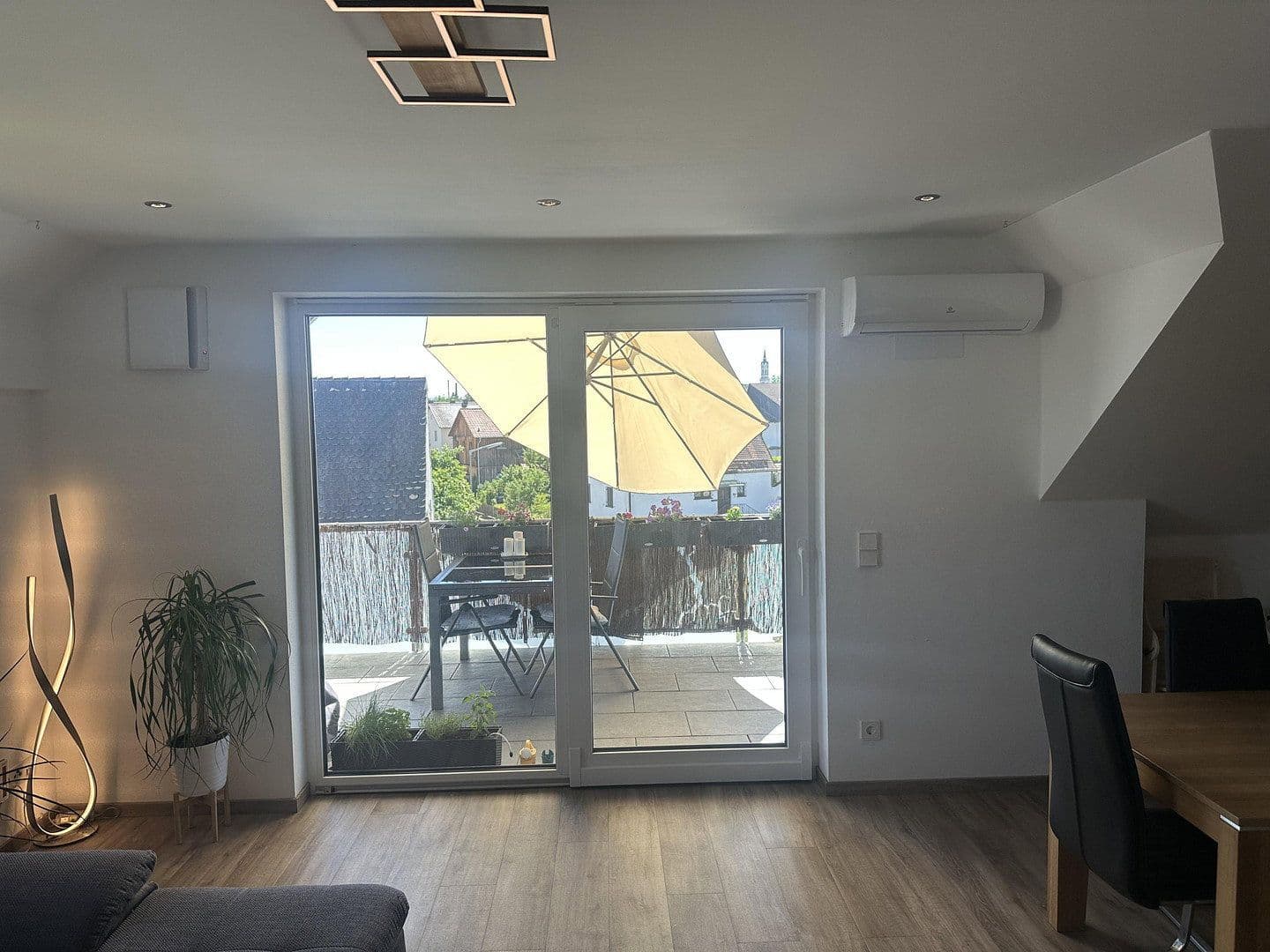 Predaj bytu 3-izbový 98 m², Adalbert-Stifter-Straße 5, Schrobenhausen, Bavorsko Predaj bytu 3-izbový 98 m², Adalbert-Stifter-Straße 5, Schrobenhausen, Bavorsko