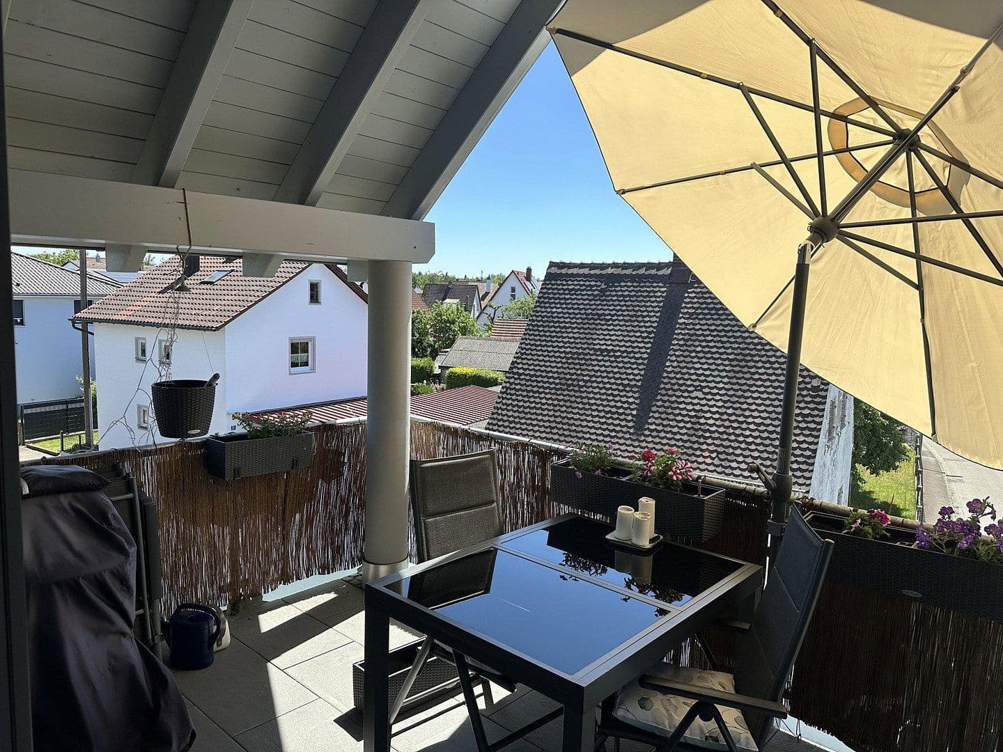 Predaj bytu 3-izbový 98 m², Adalbert-Stifter-Straße 5, Schrobenhausen, Bavorsko Predaj bytu 3-izbový 98 m², Adalbert-Stifter-Straße 5, Schrobenhausen, Bavorsko