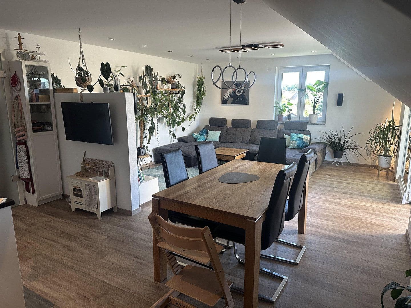 Predaj bytu 3-izbový 98 m², Adalbert-Stifter-Straße 5, Schrobenhausen, Bavorsko Predaj bytu 3-izbový 98 m², Adalbert-Stifter-Straße 5, Schrobenhausen, Bavorsko